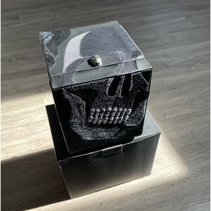 MEMENTO MORI SINGLE CUB WATCH WINDER